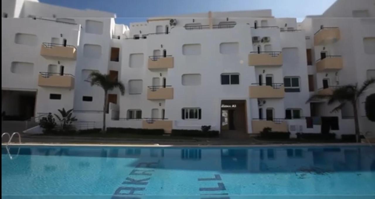 Appartement Avec Piscines, Vue Sur Mer Et Acces A La Plage A Achakar Hill, Tanger. Kültér fotó